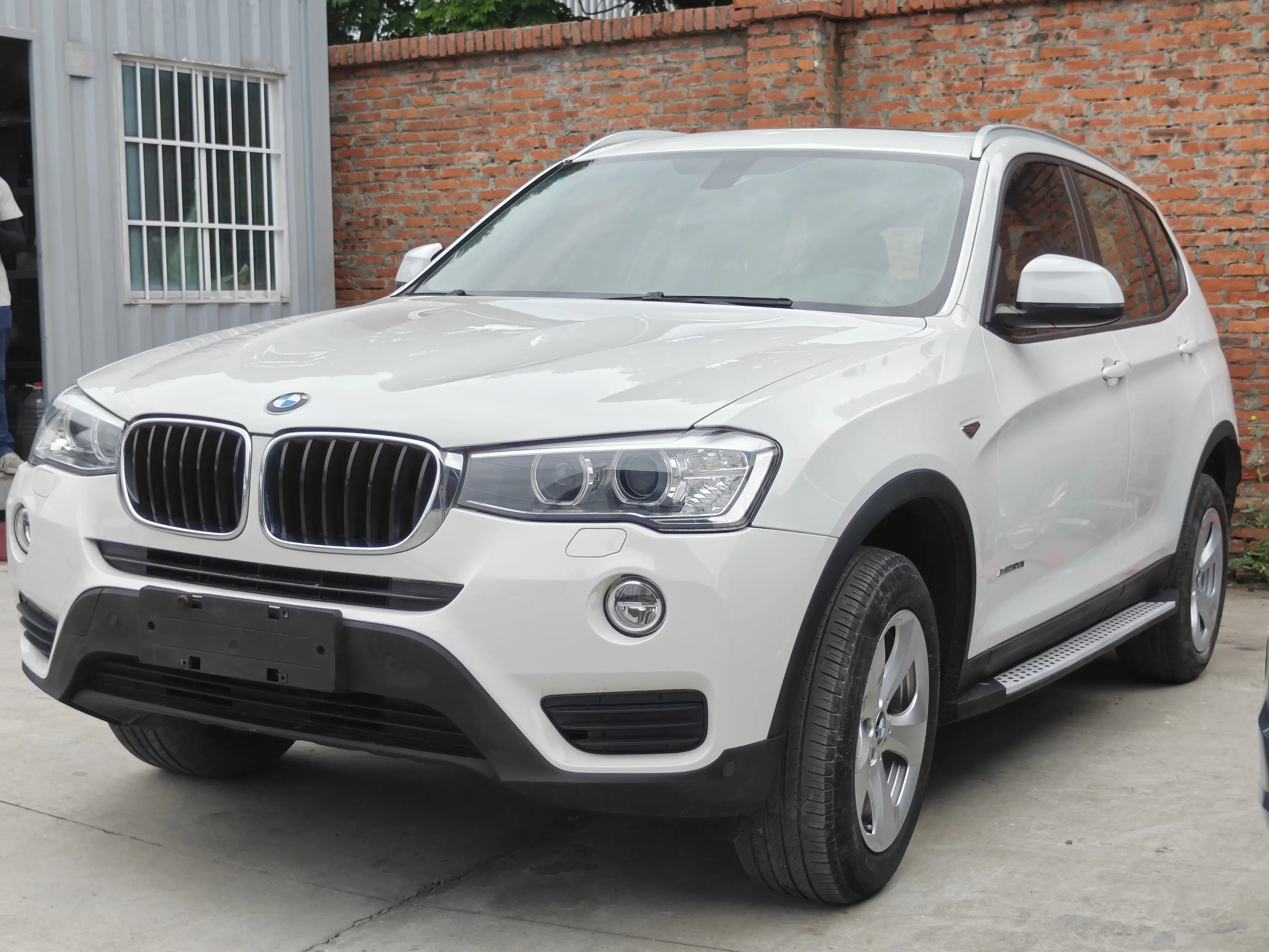 BMW X3  из Китая