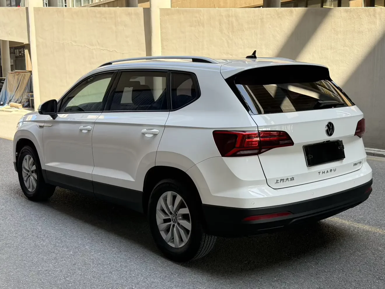 Volkswagen Tharu