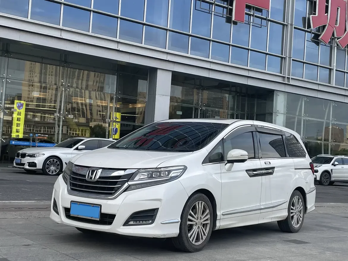 Honda Elysion (Alison)  из Китая