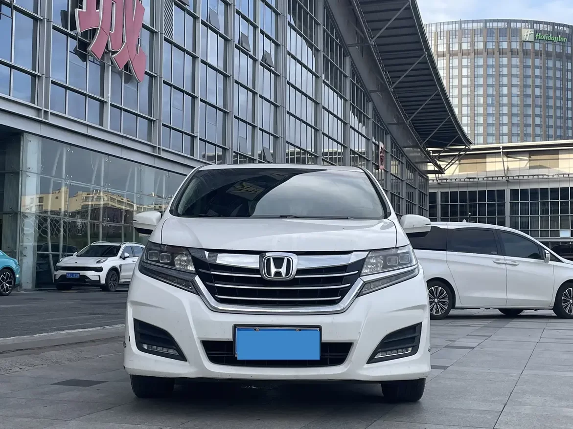 Honda Elysion (Alison)  из Китая