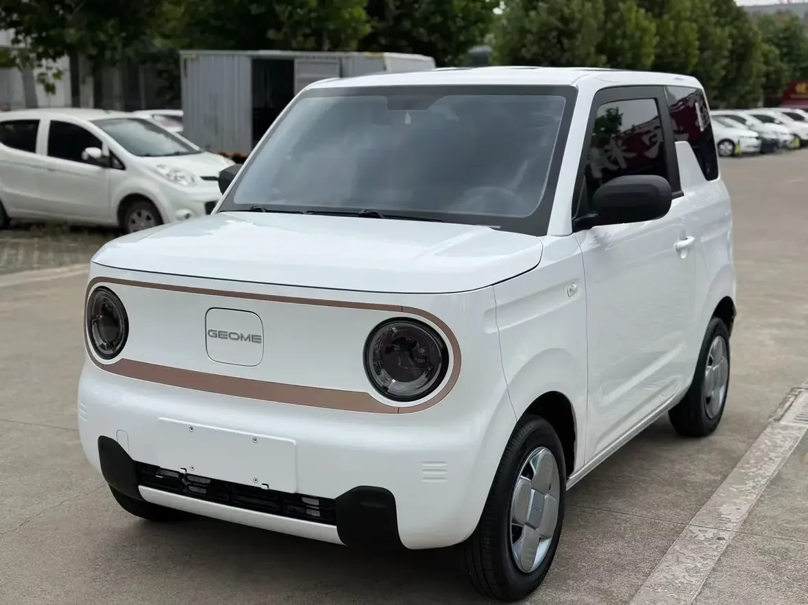 Geely panda  из Китая