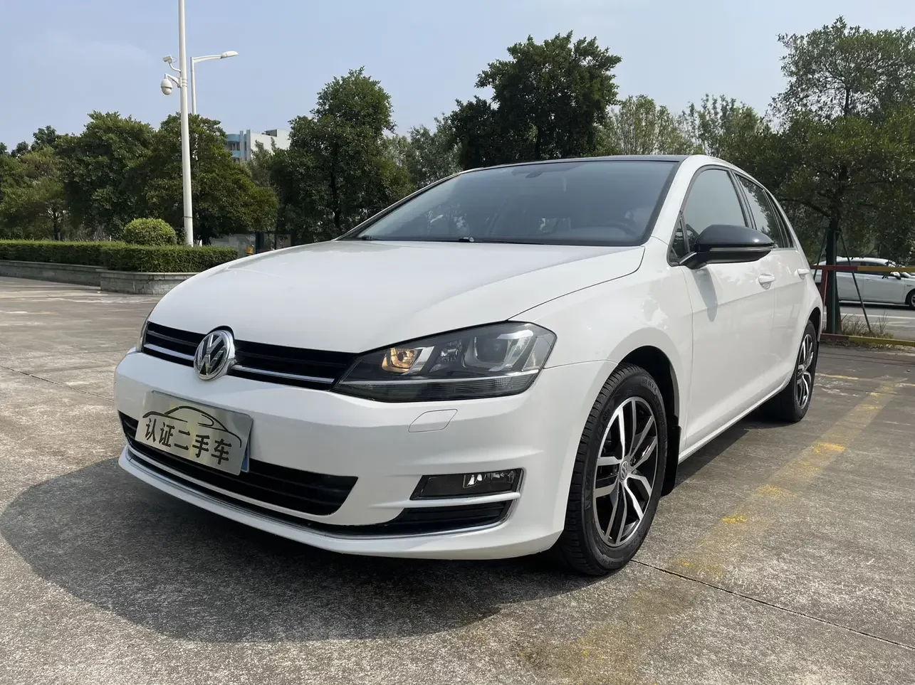 Volkswagen golf  из Китая