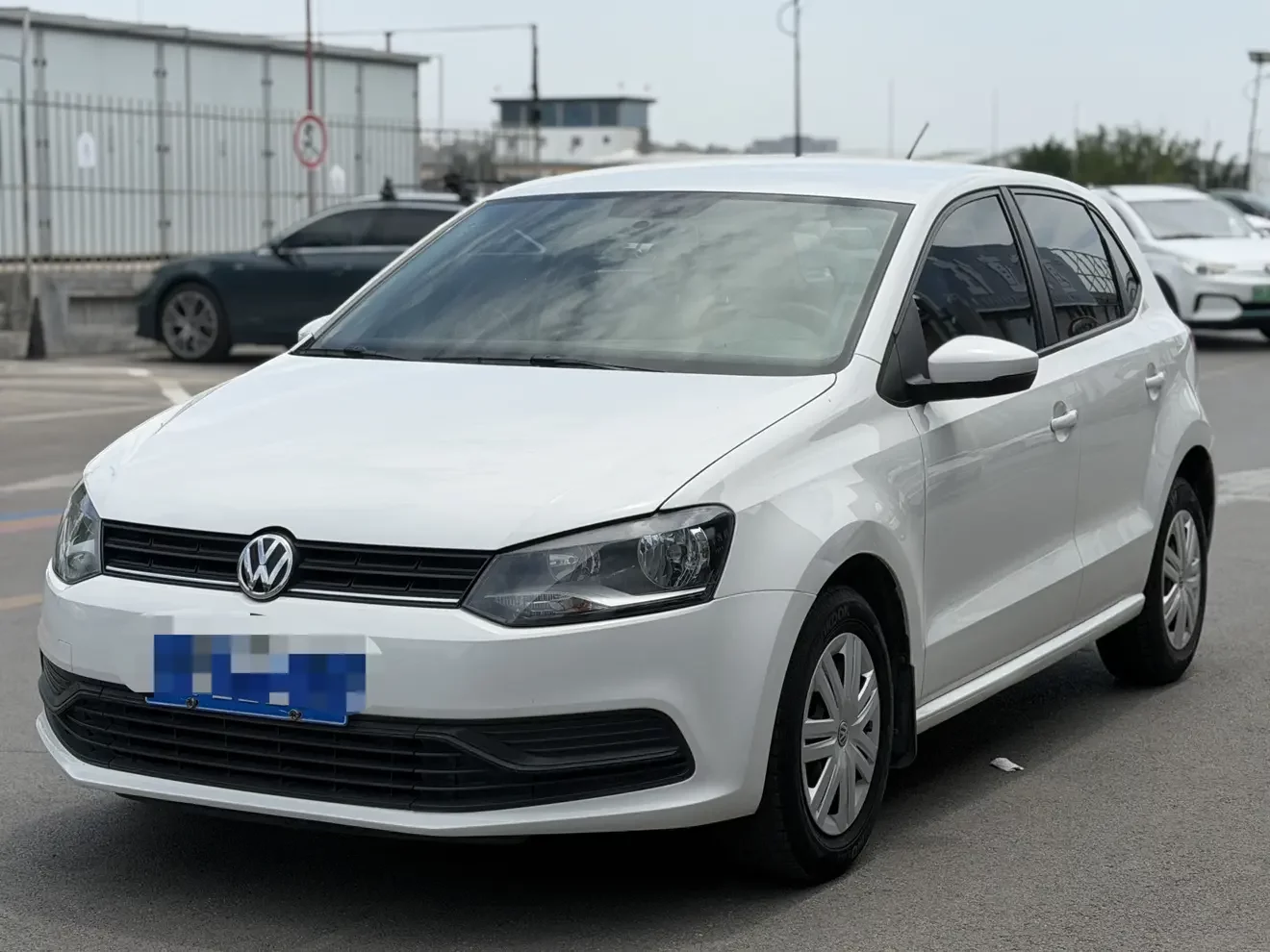 Volkswagen Polo  из Китая