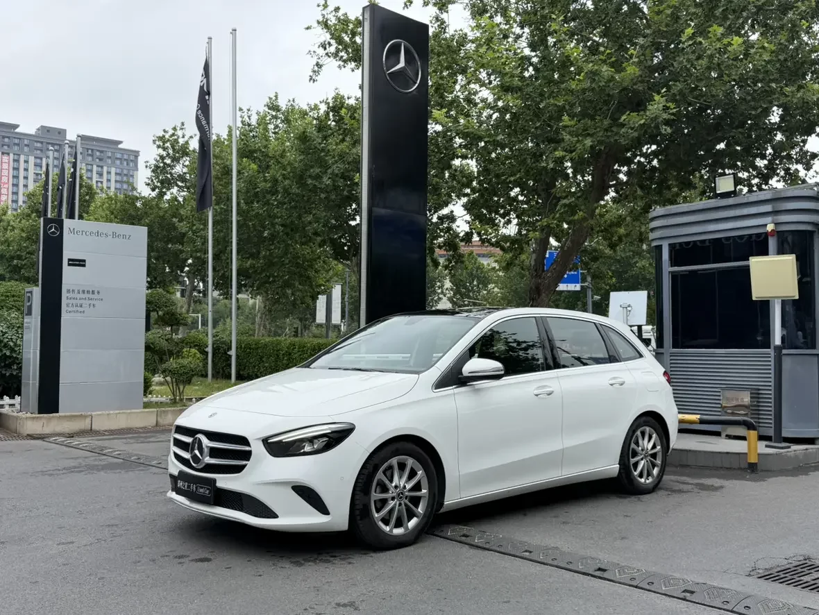 Mercedes-Benz B Class