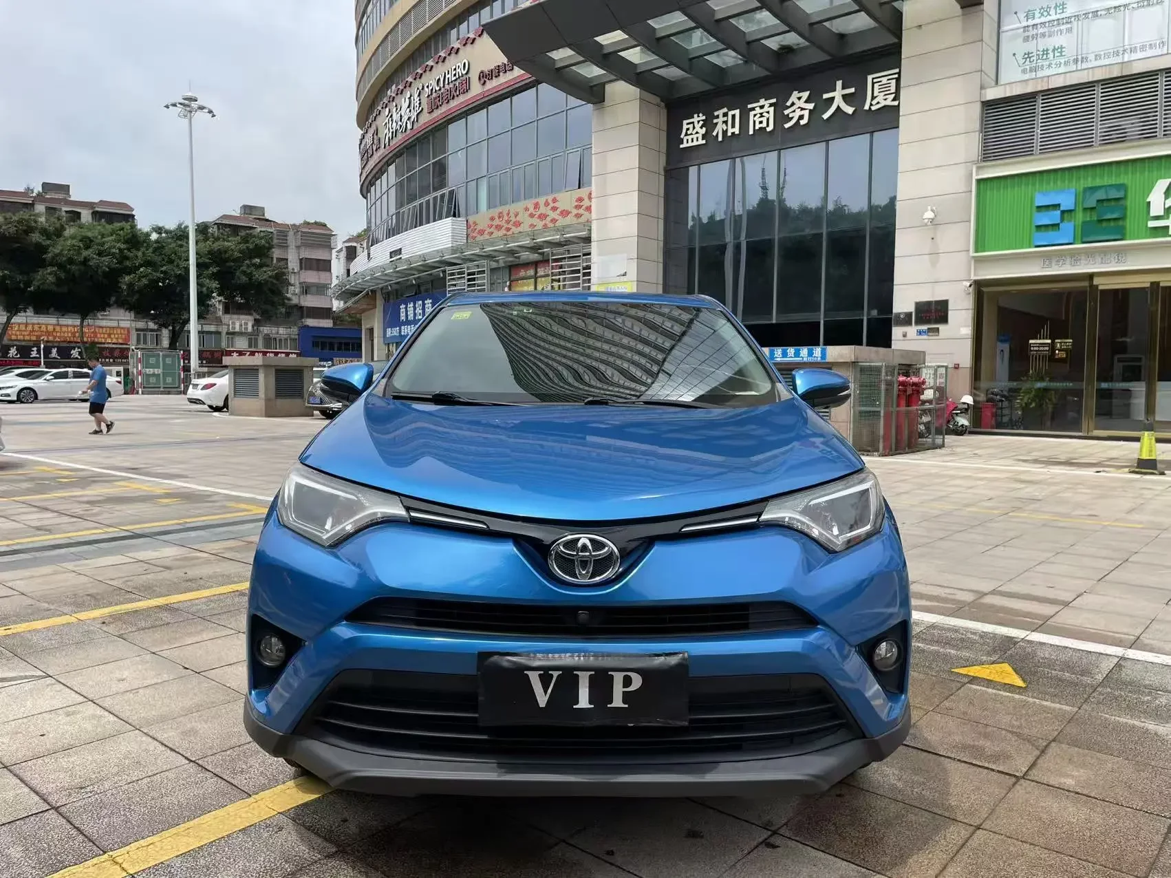 Toyota RAV4  из Китая