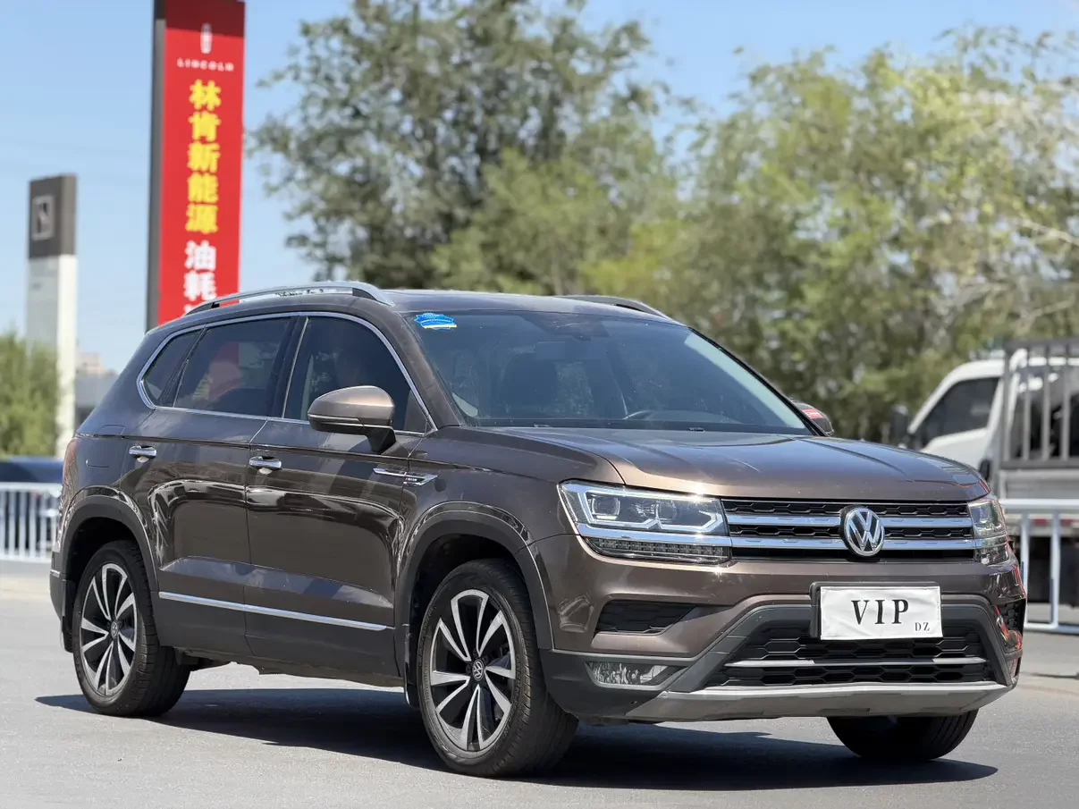 Volkswagen Tharu
