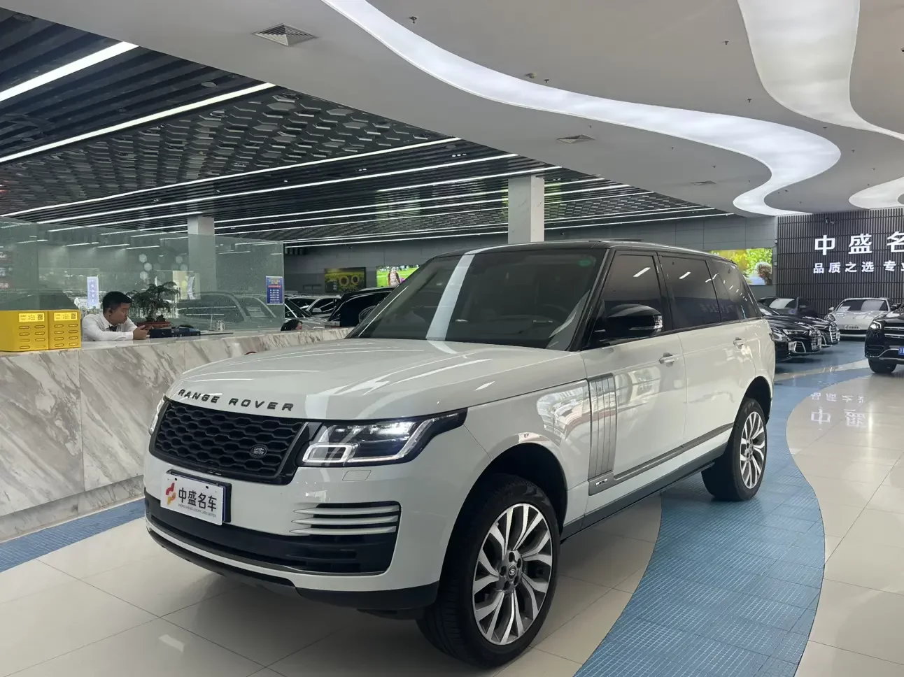 Land Rover range rover  из Китая