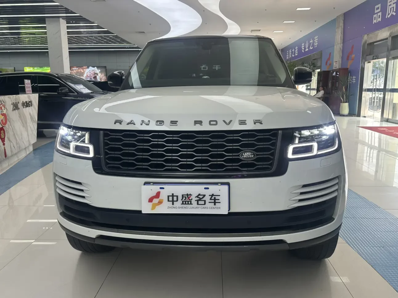 Land Rover range rover  из Китая