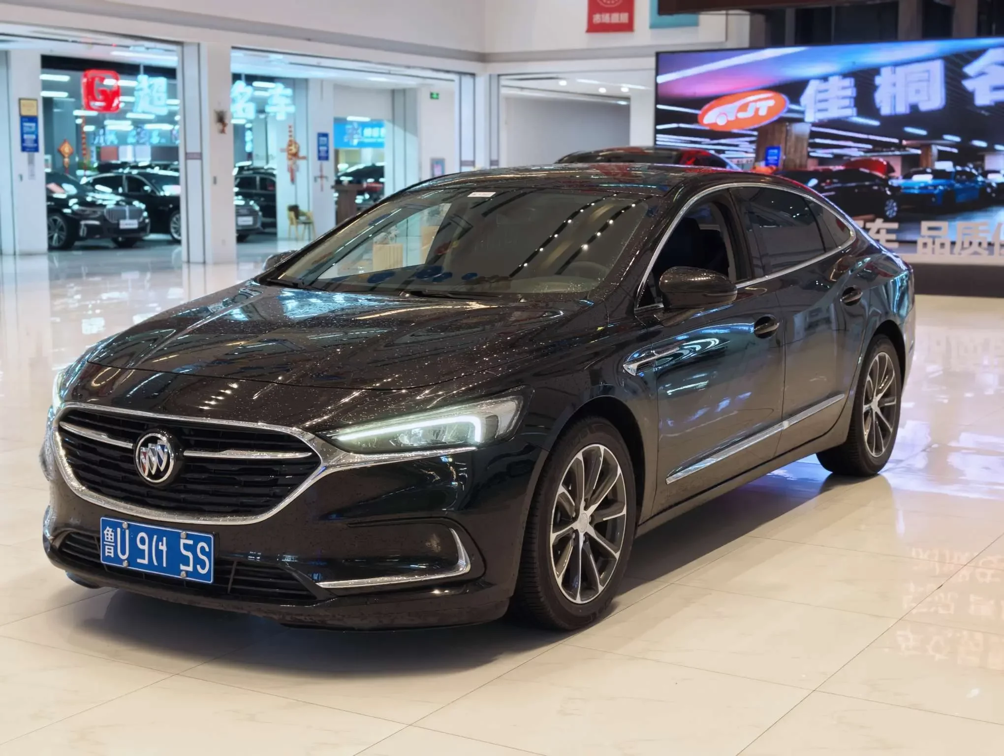 Buick LaCrosse  из Китая