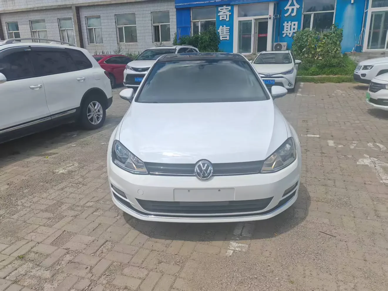 Volkswagen golf  из Китая