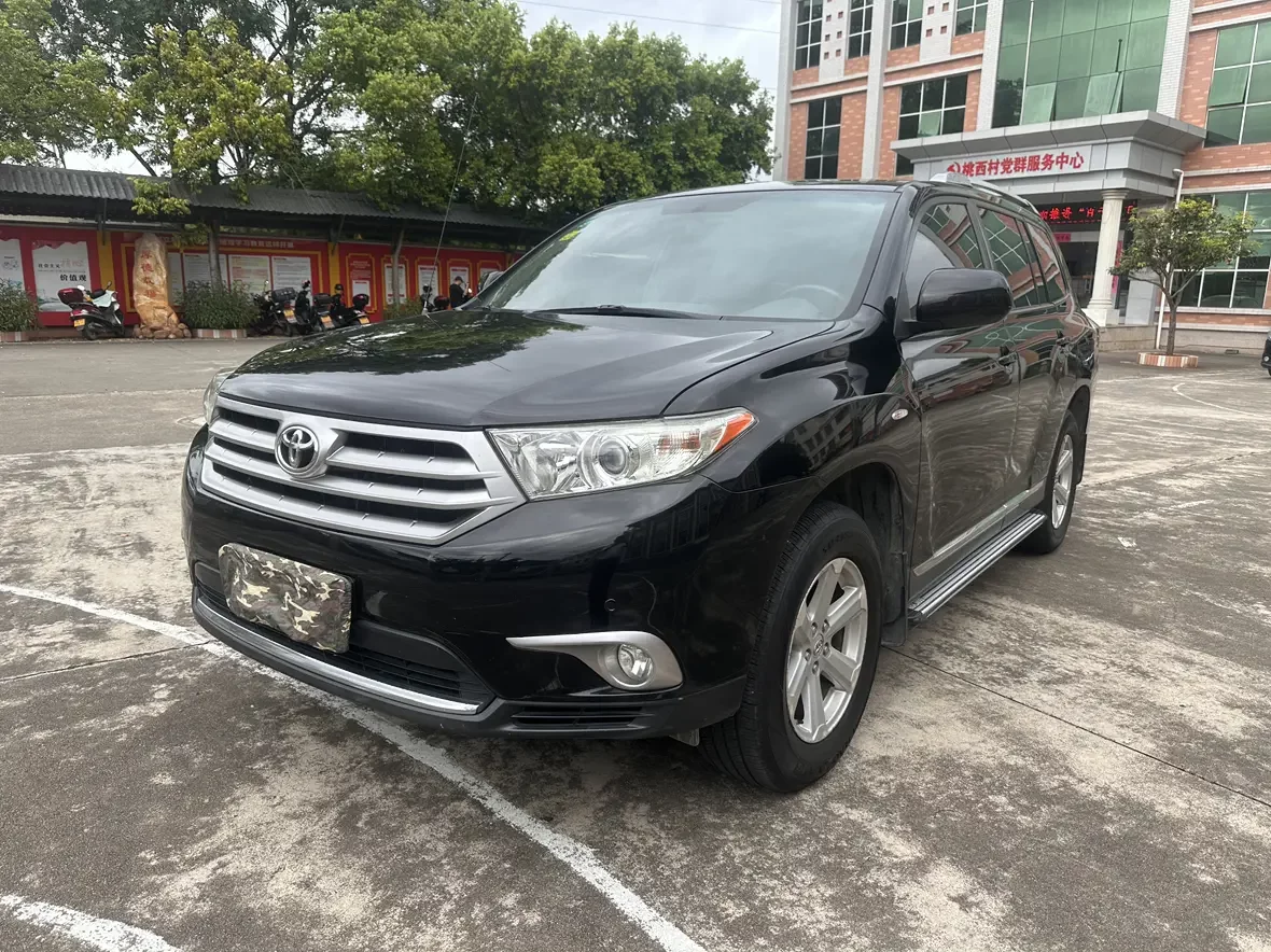 Toyota Highlander  из Китая