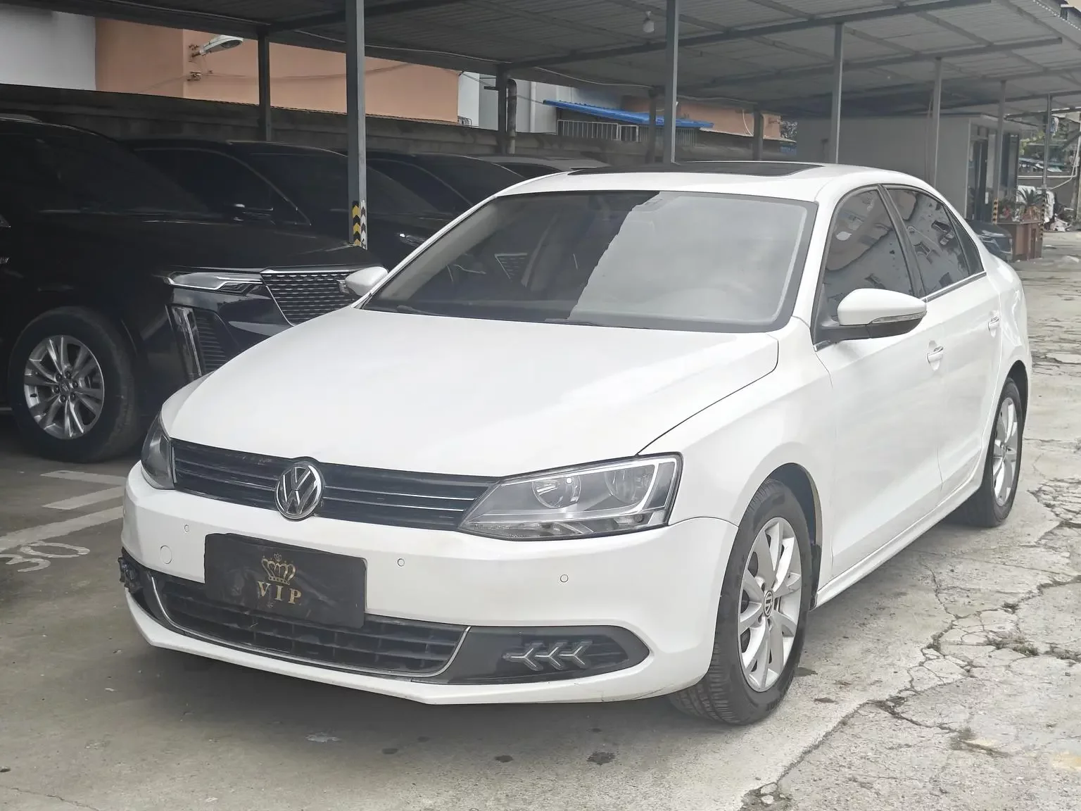 Volkswagen Sagitar  из Китая