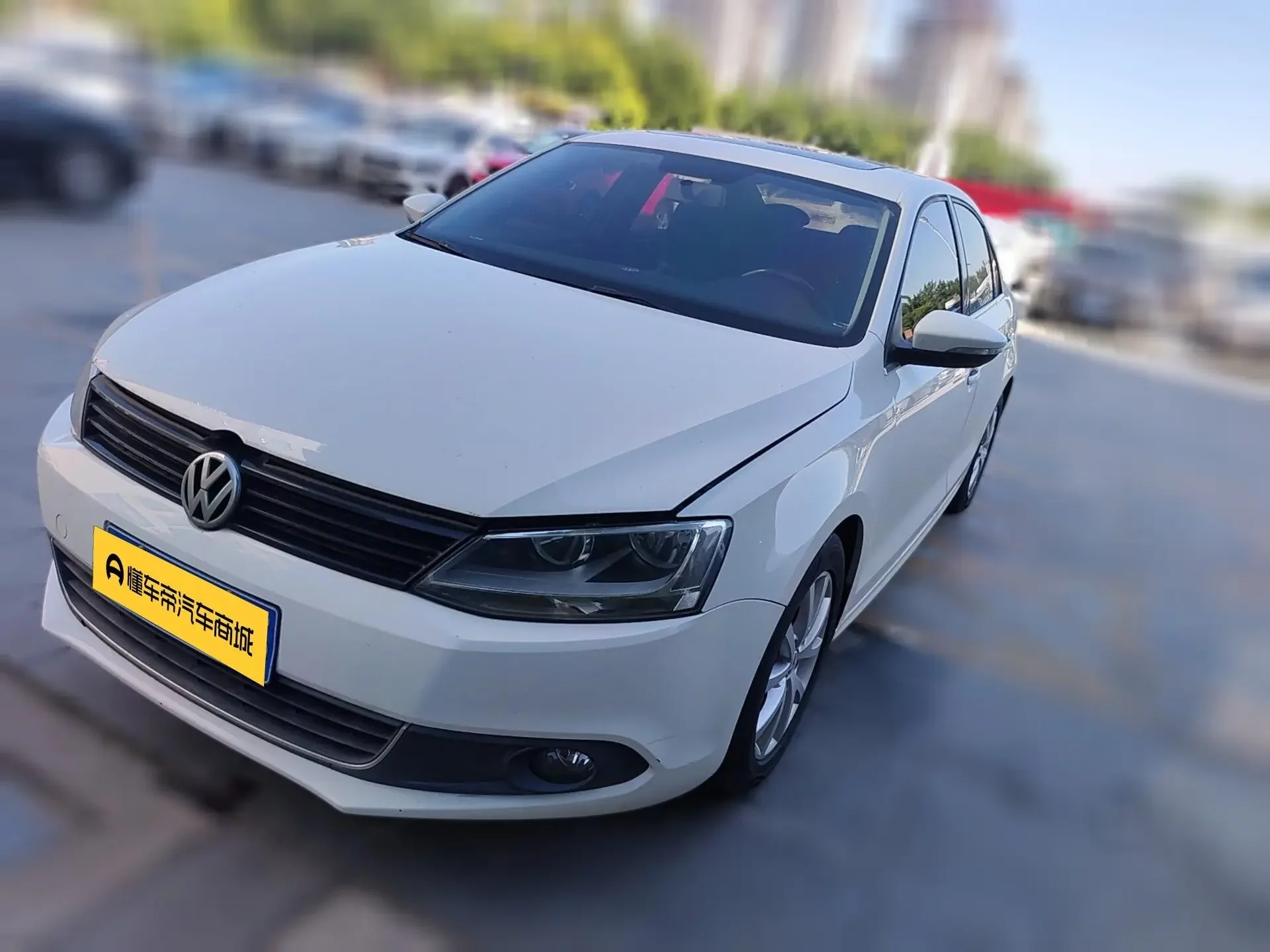 Volkswagen Sagitar  из Китая