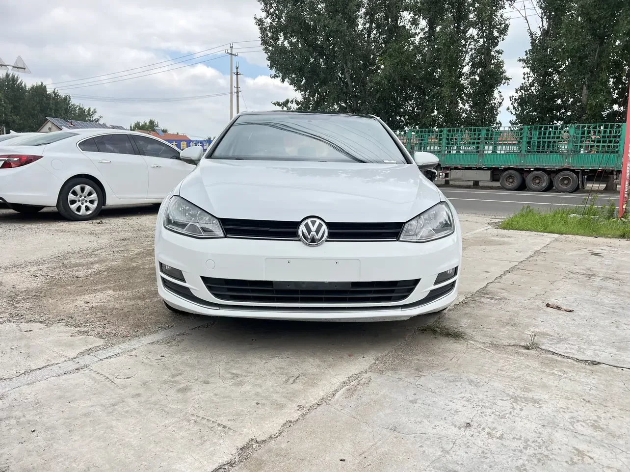 Volkswagen golf  из Китая