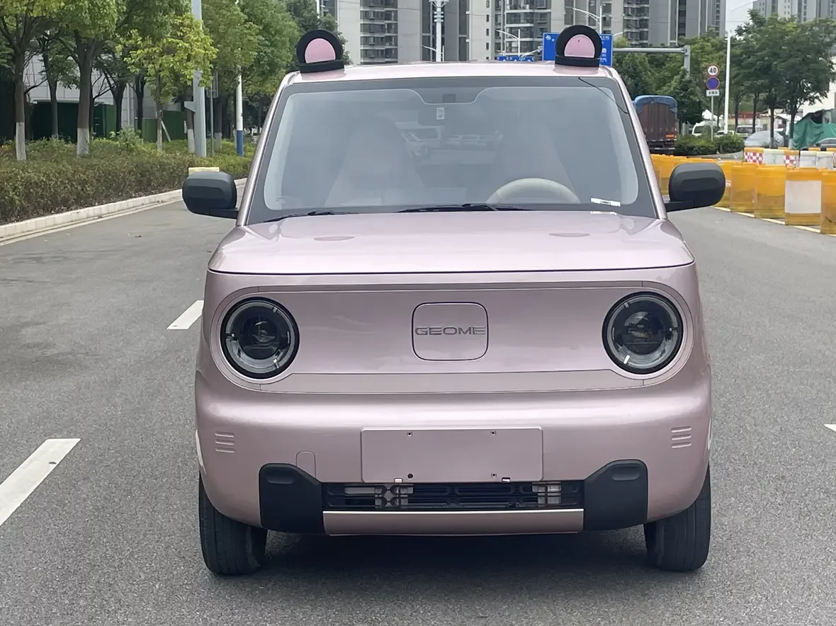 Geely panda  из Китая