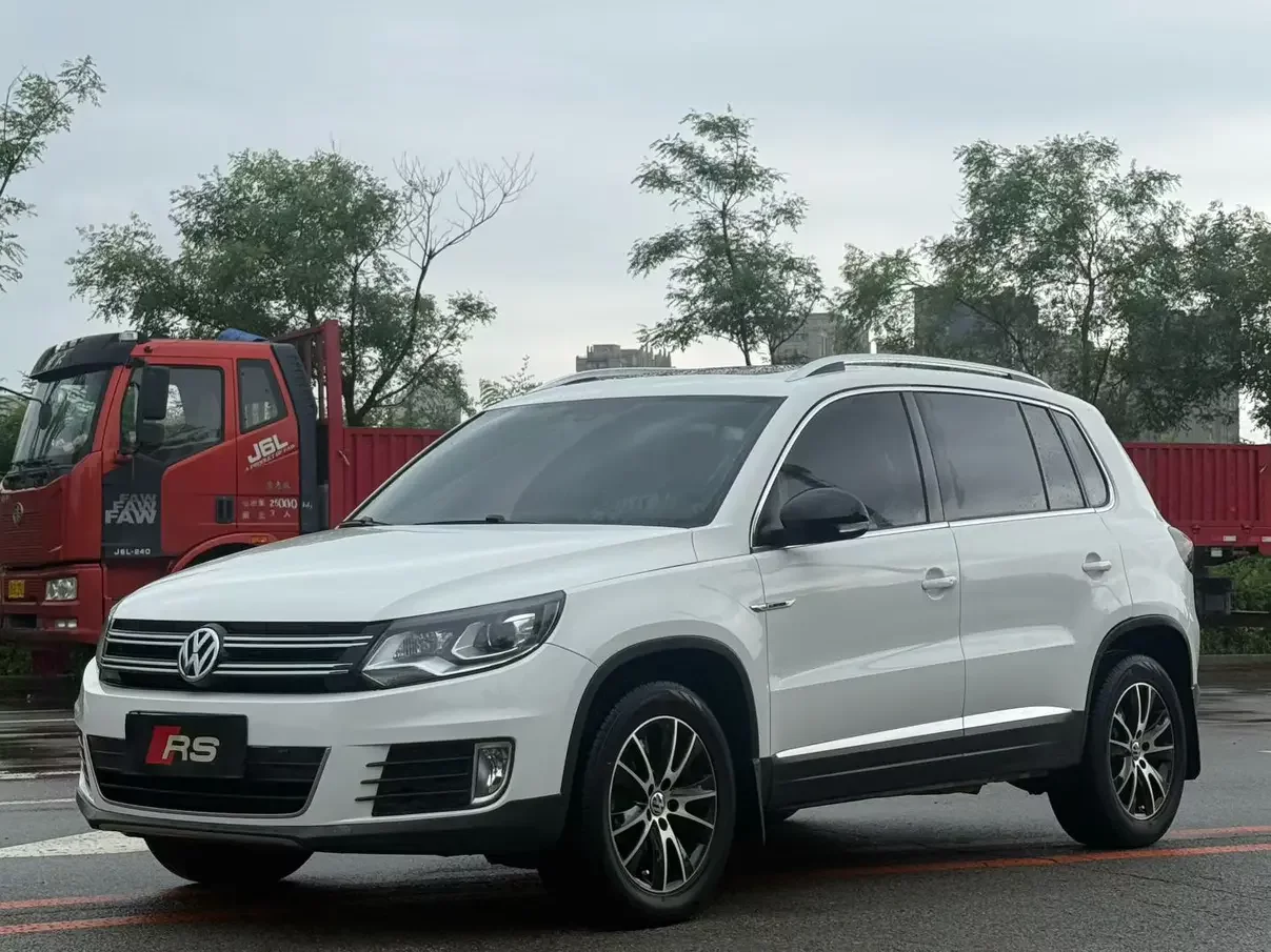 Volkswagen Tiguan  из Китая
