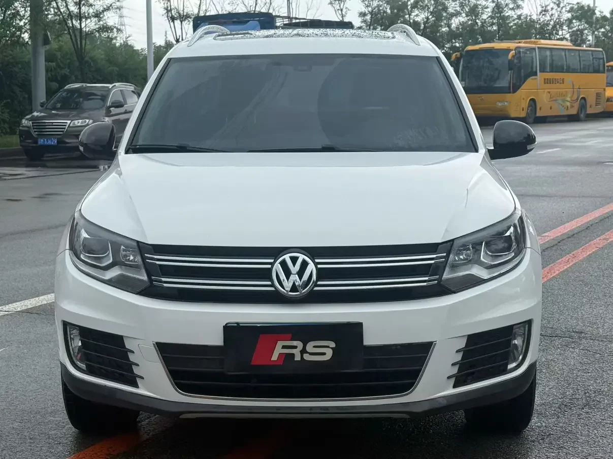 Volkswagen Tiguan  из Китая