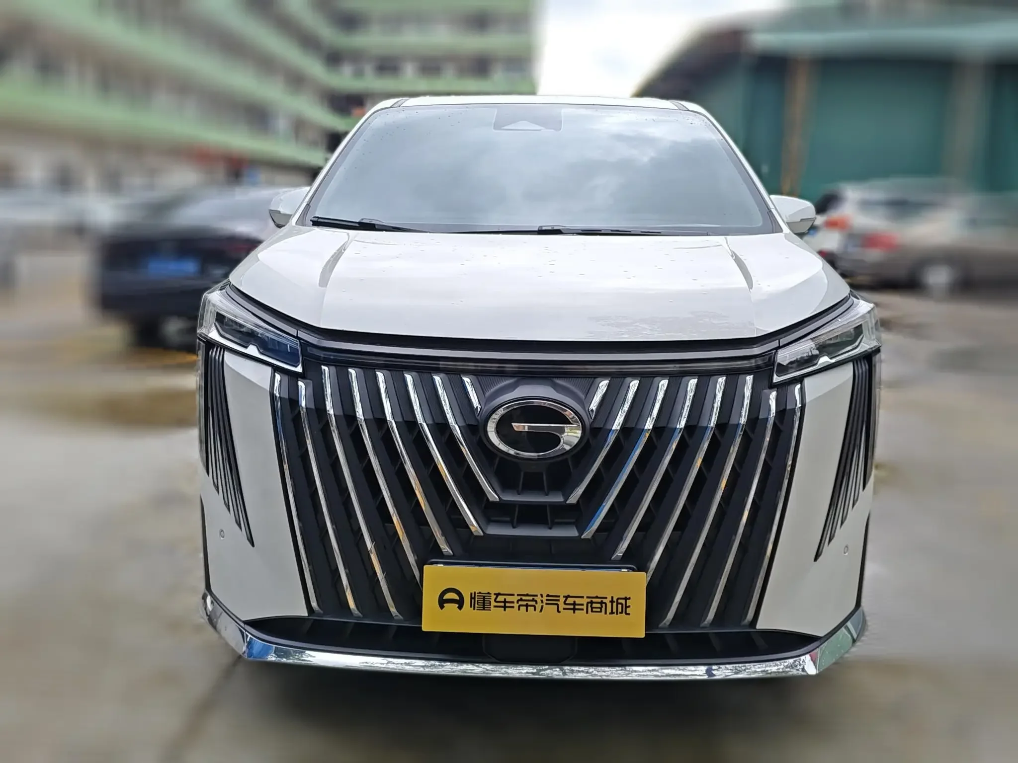 GAC Trumpchi M8  из Китая