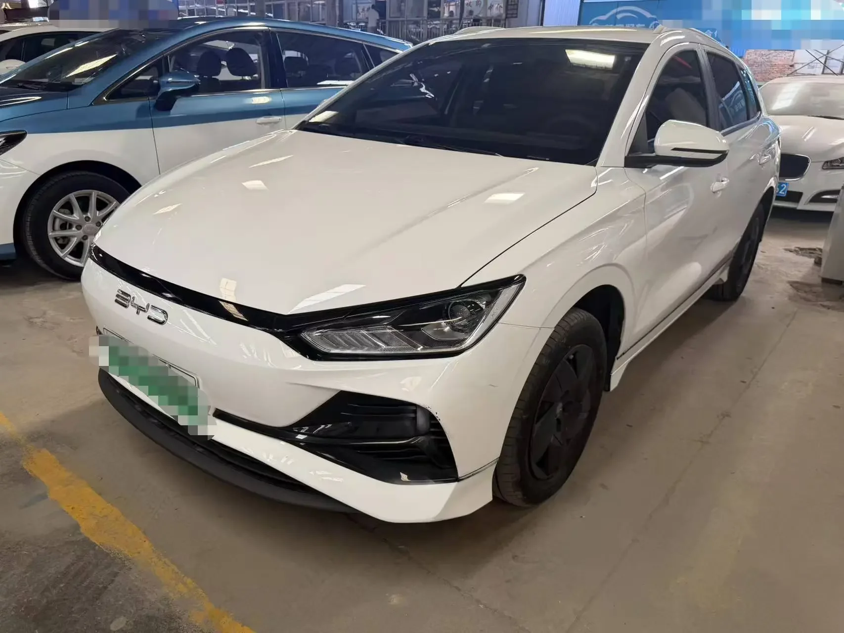 BYD e2