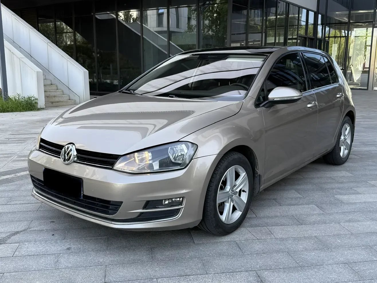 Volkswagen golf  из Китая