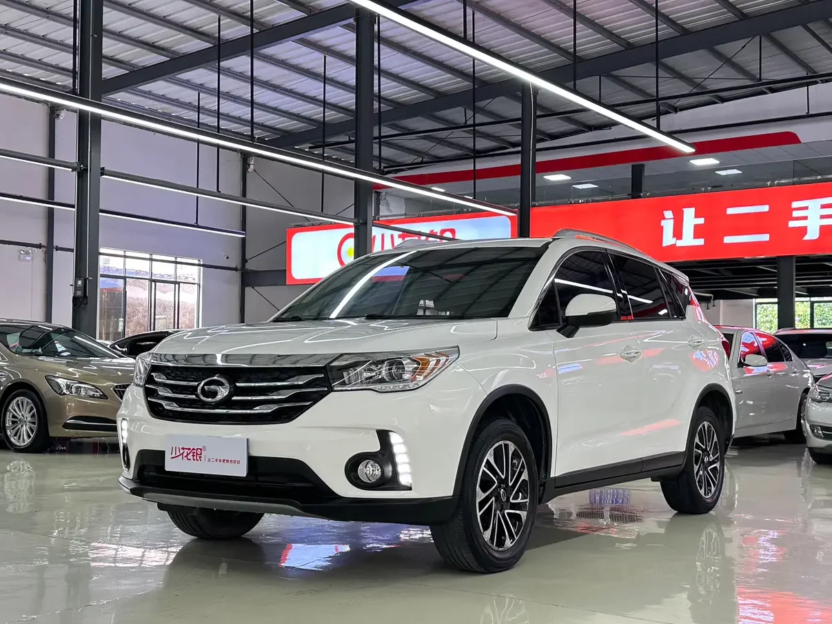 GAC Trumpchi GS4  из Китая