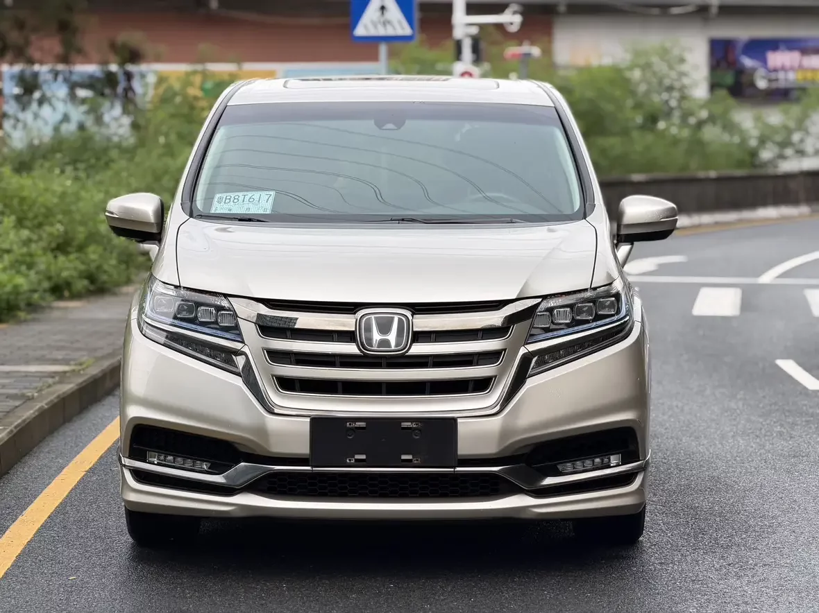 Honda Elysion (Alison)  из Китая