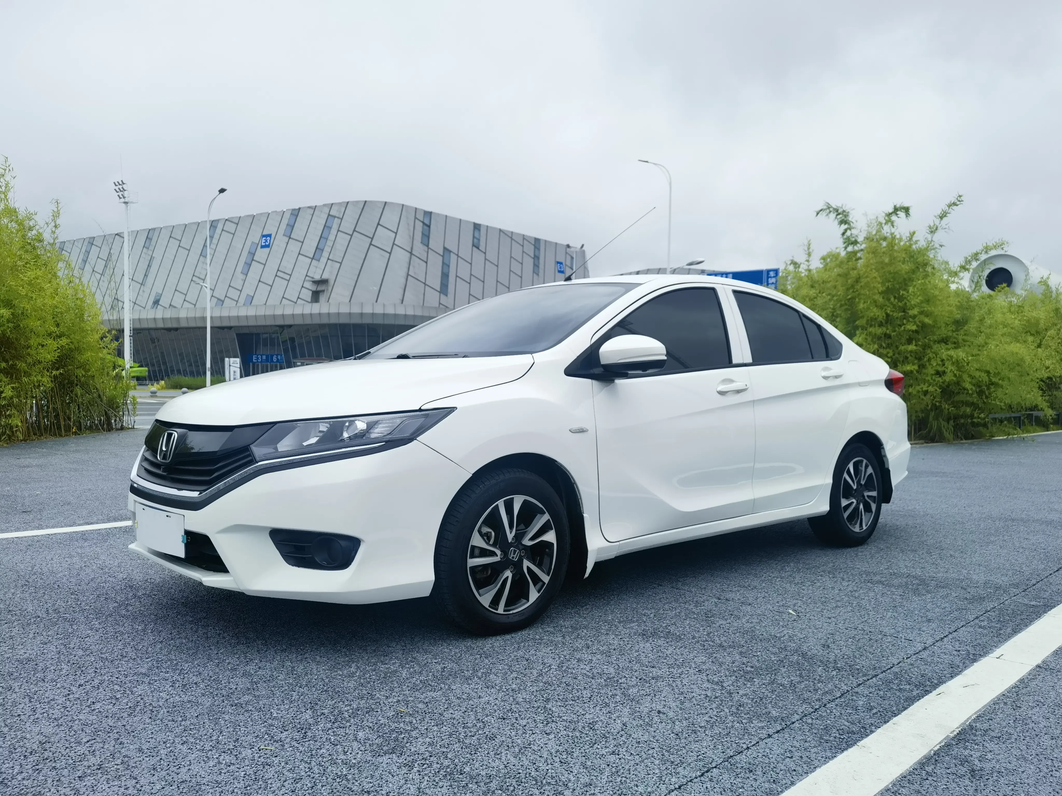 Honda Gray
