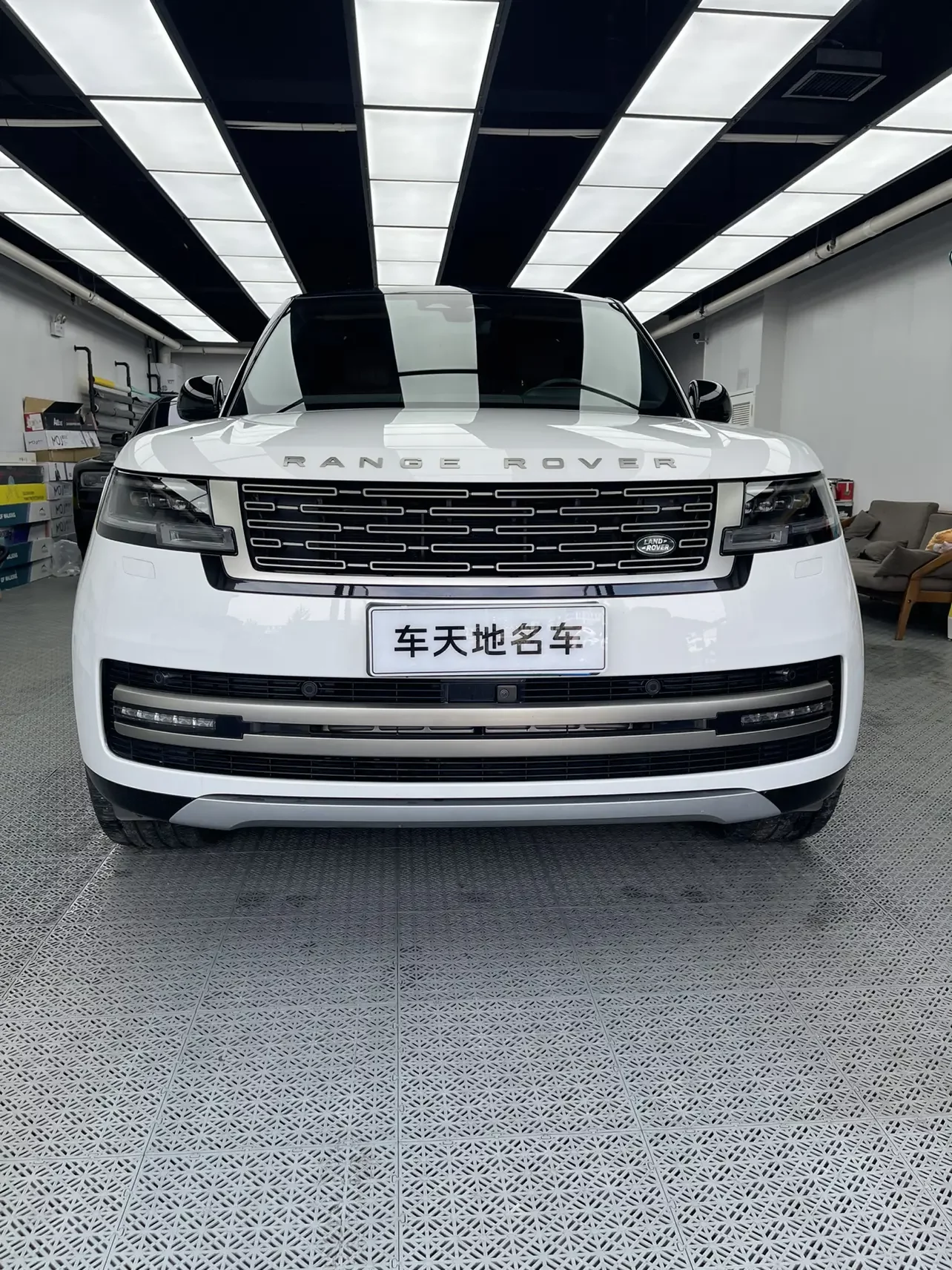 Land Rover range rover  из Китая