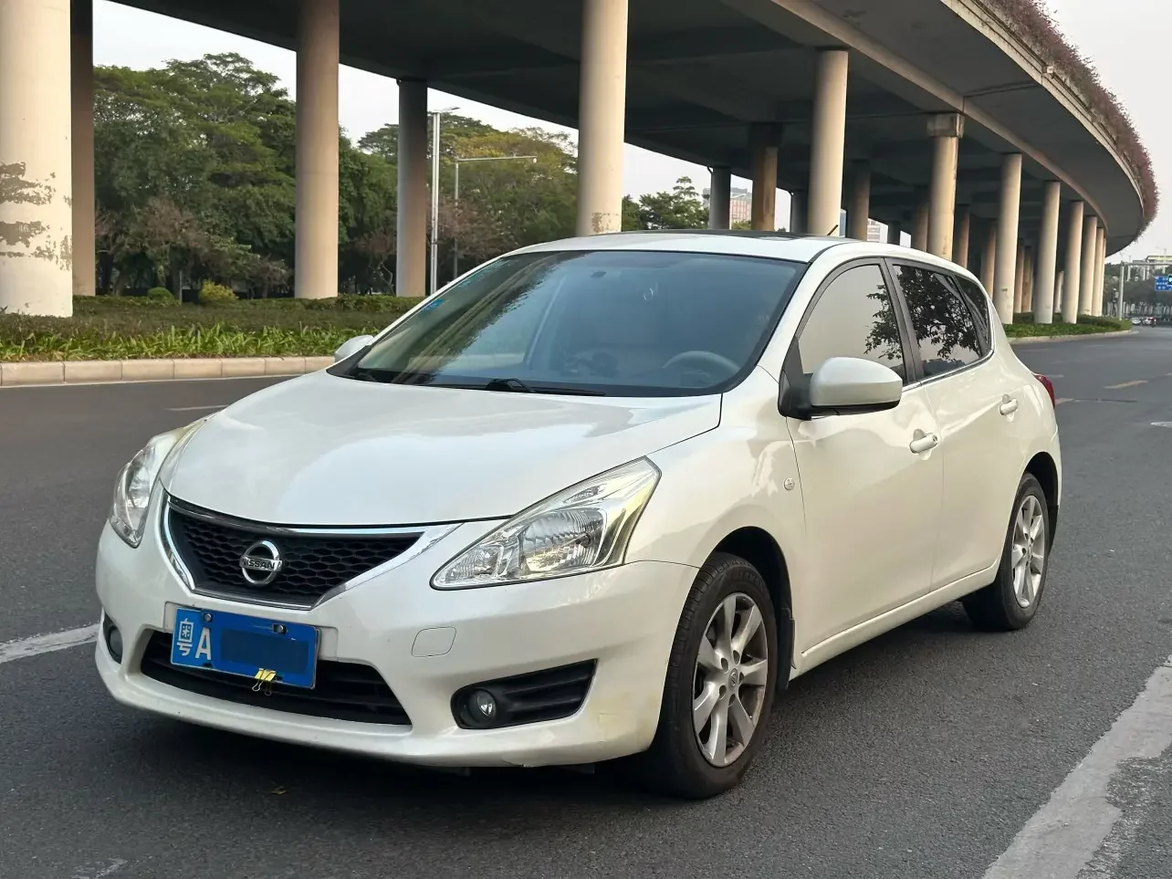 Nissan Tiida  из Китая