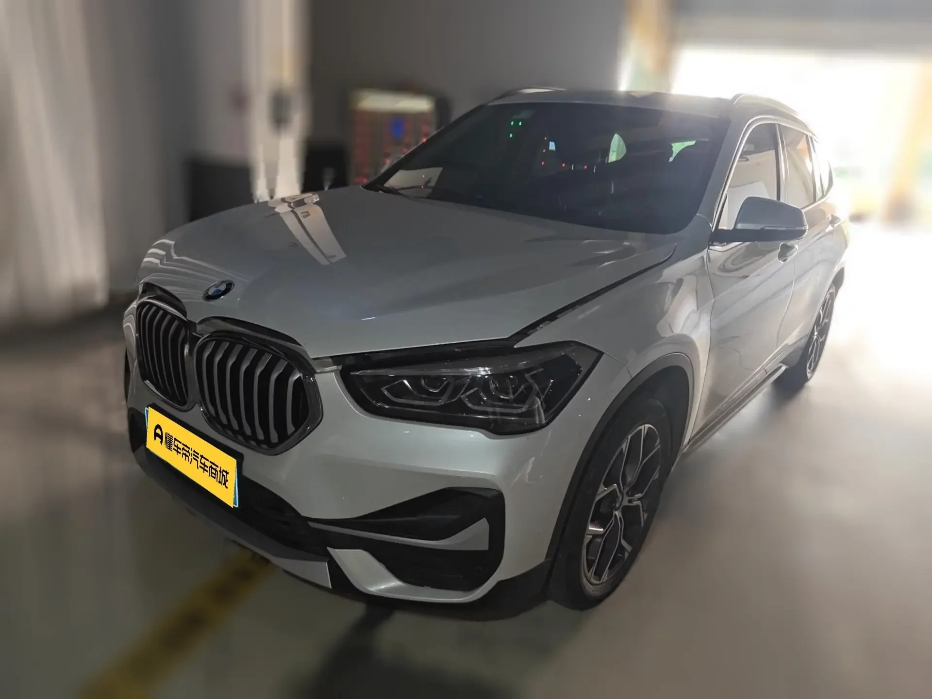 BMW X1  из Китая