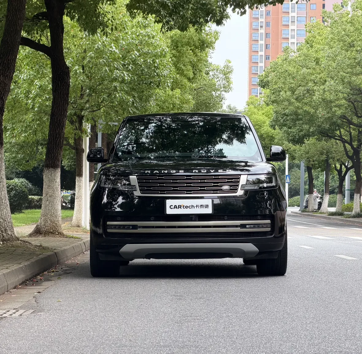 Land Rover range rover  из Китая