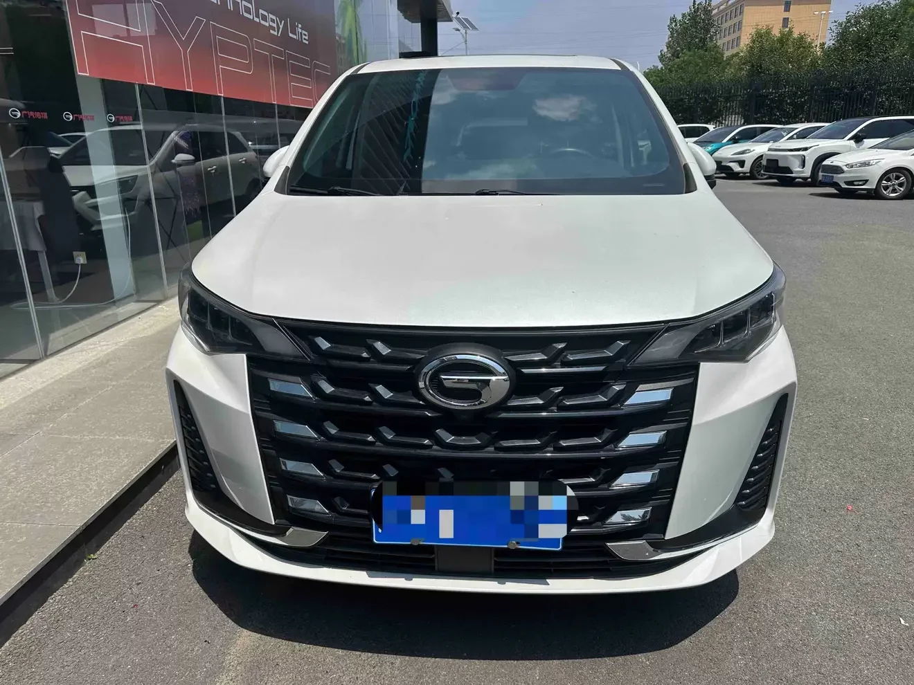 GAC Trumpchi M6  из Китая
