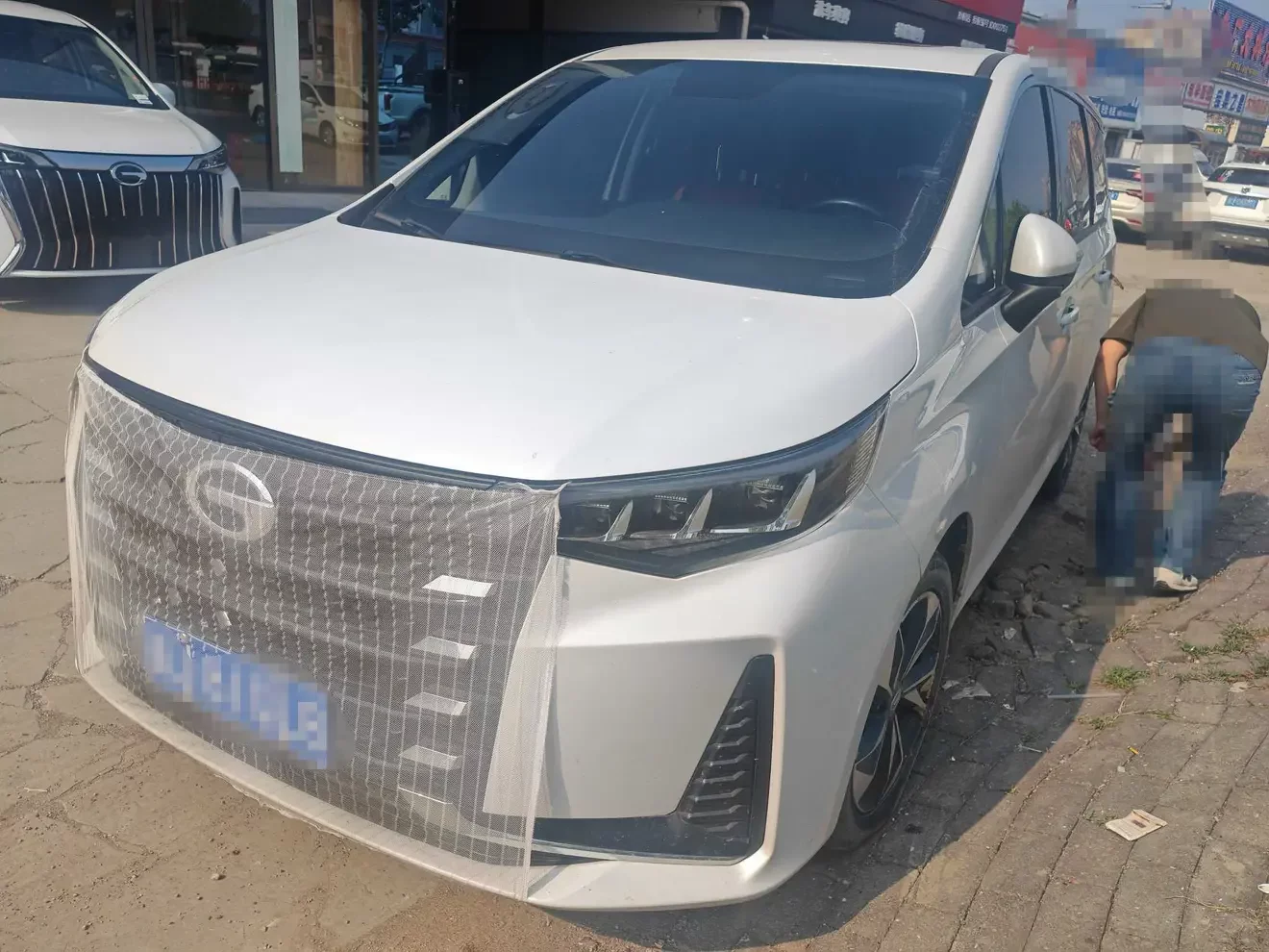 GAC Trumpchi M6  из Китая