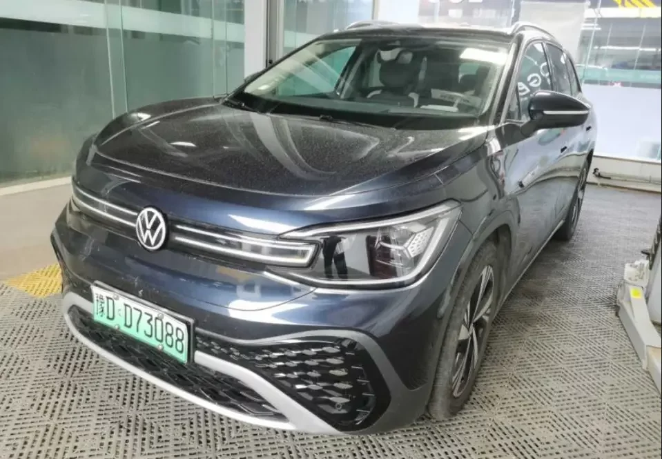 Volkswagen ID.6 CROZZ