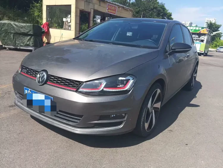 Volkswagen golf  из Китая