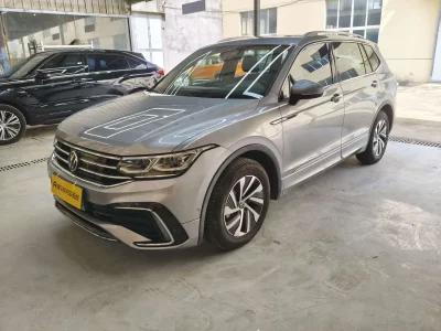 Volkswagen Tiguan L PHEV