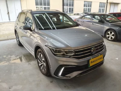 Volkswagen Tiguan L PHEV