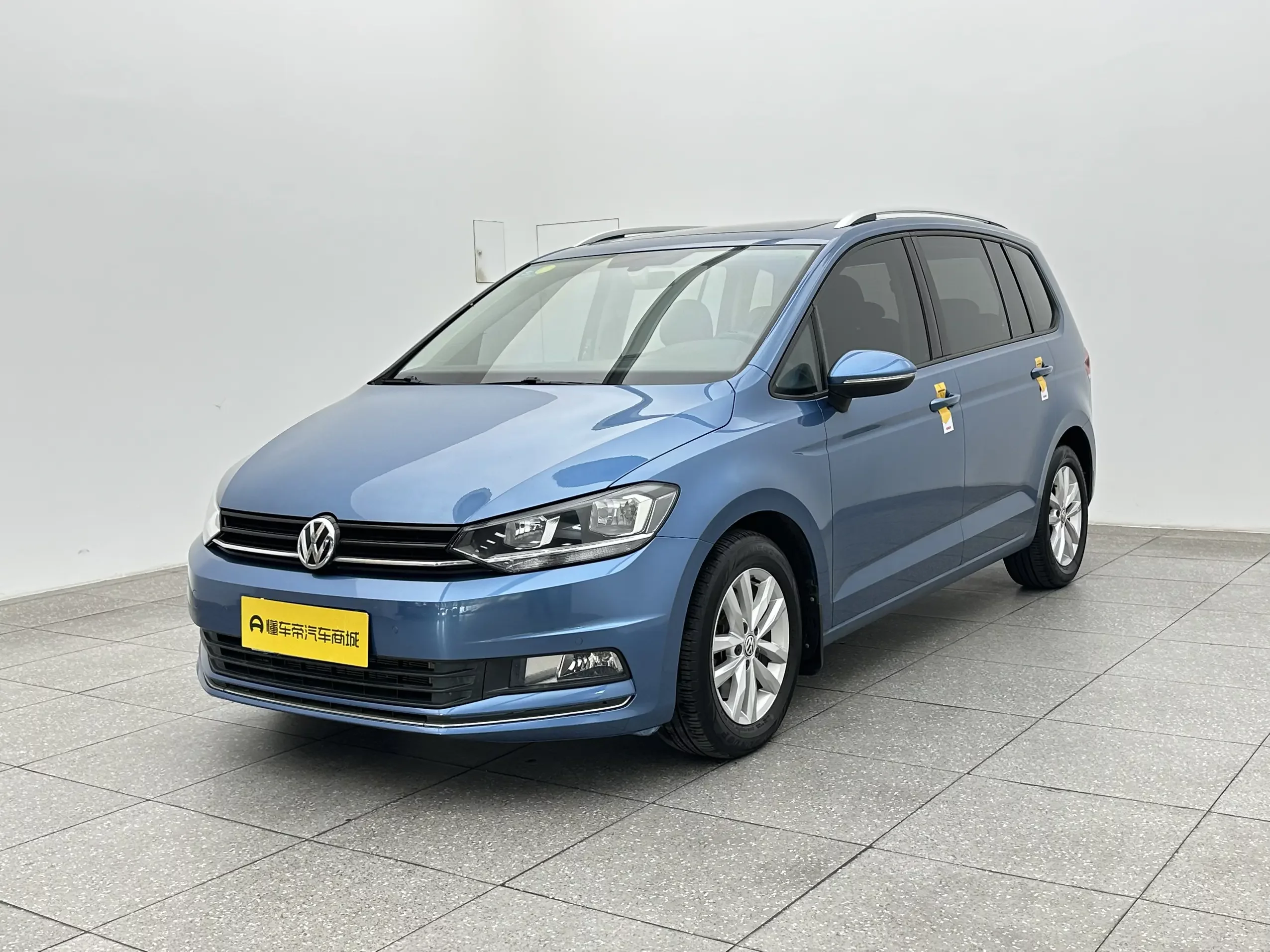 Volkswagen Touran L