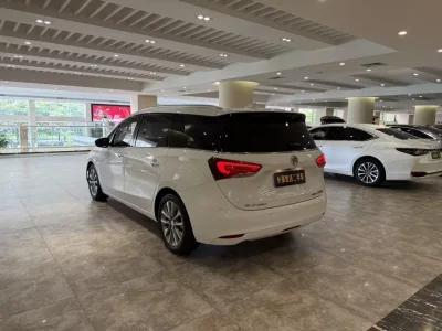 Buick GL6