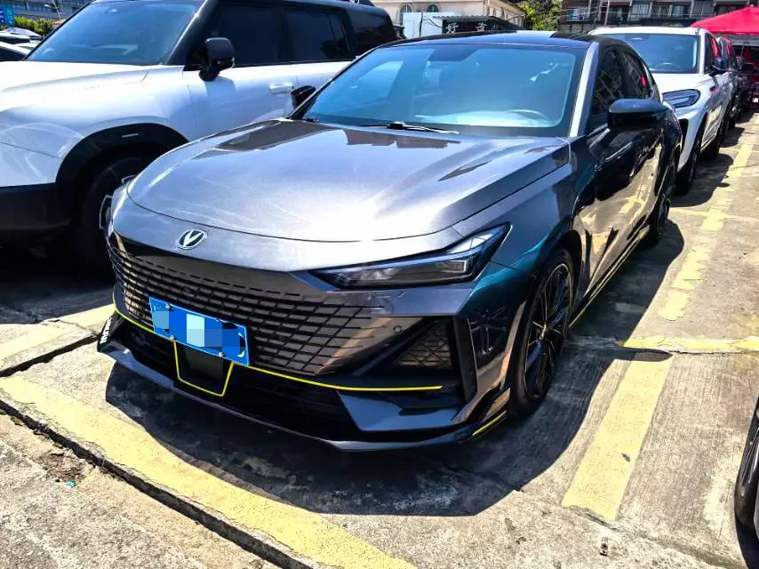 CHANGAN UNI-V