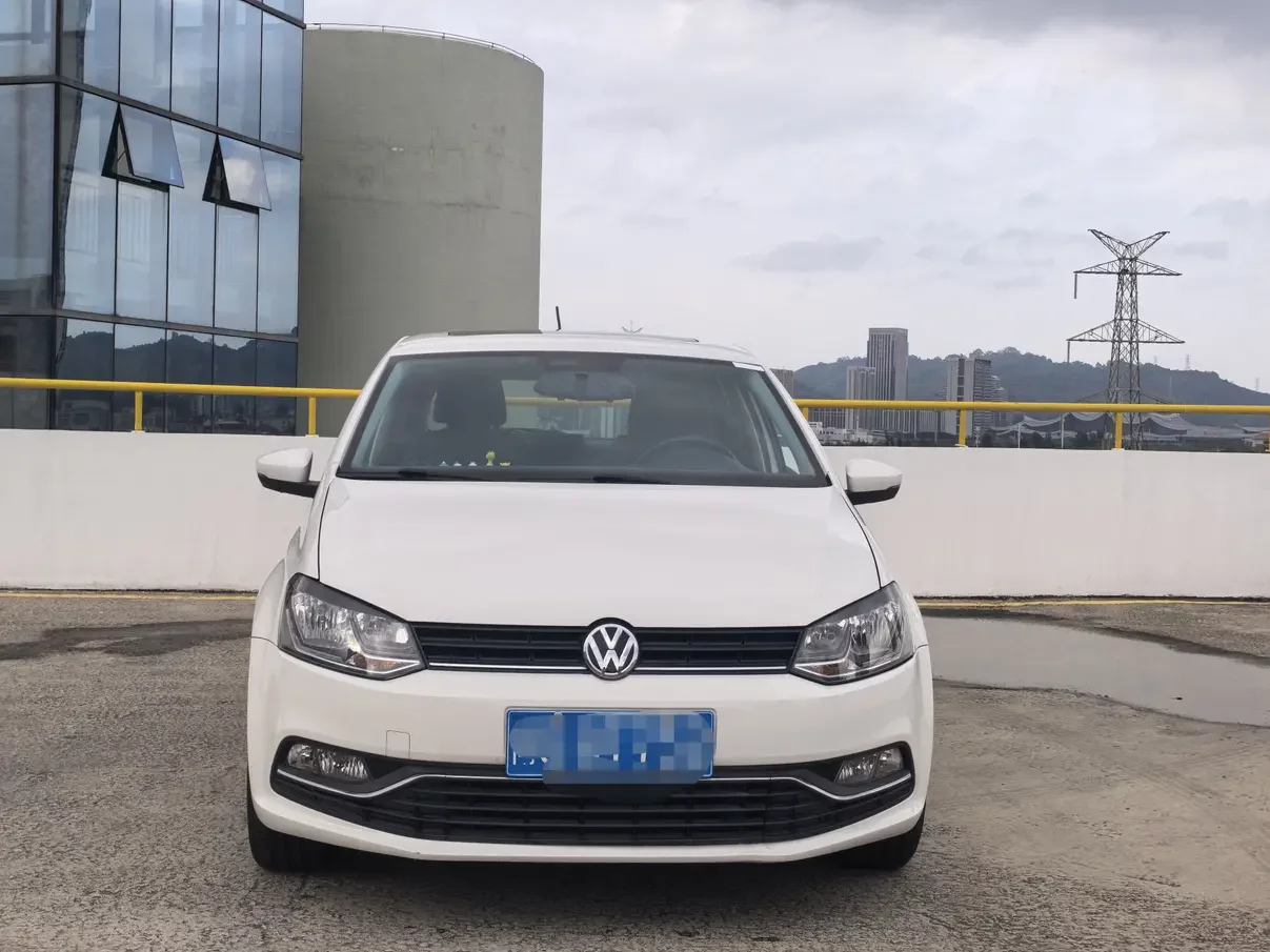 Volkswagen Polo  из Китая