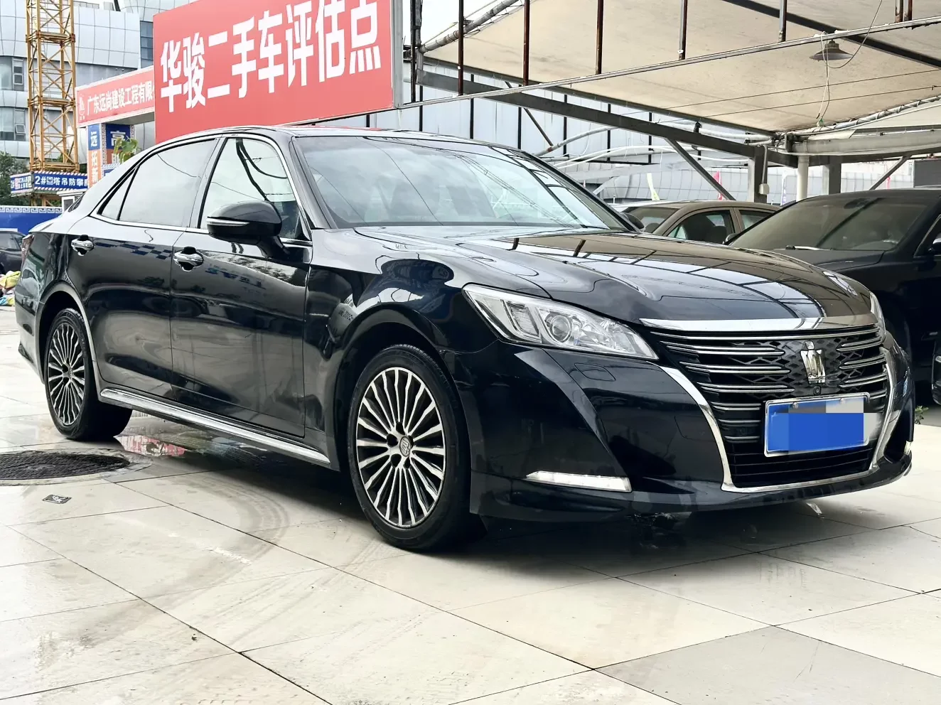 Toyota crown