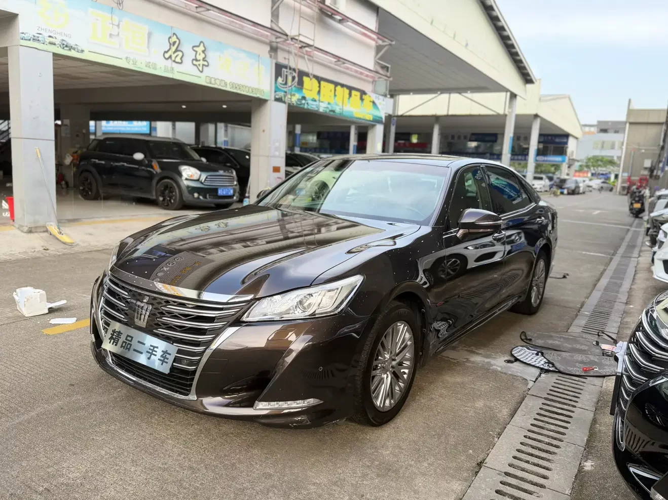 Toyota crown  из Китая