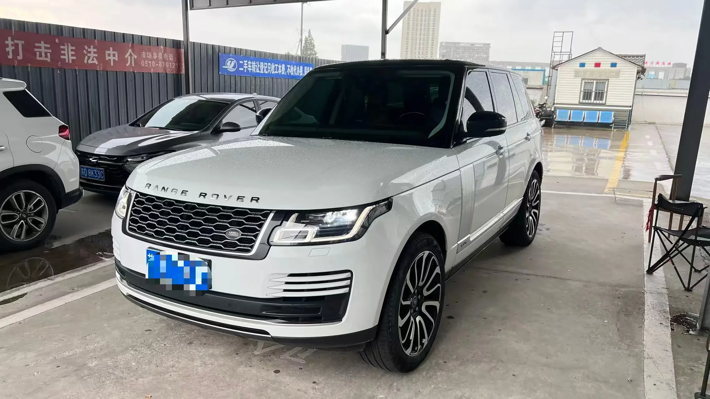 Land Rover range rover  из Китая