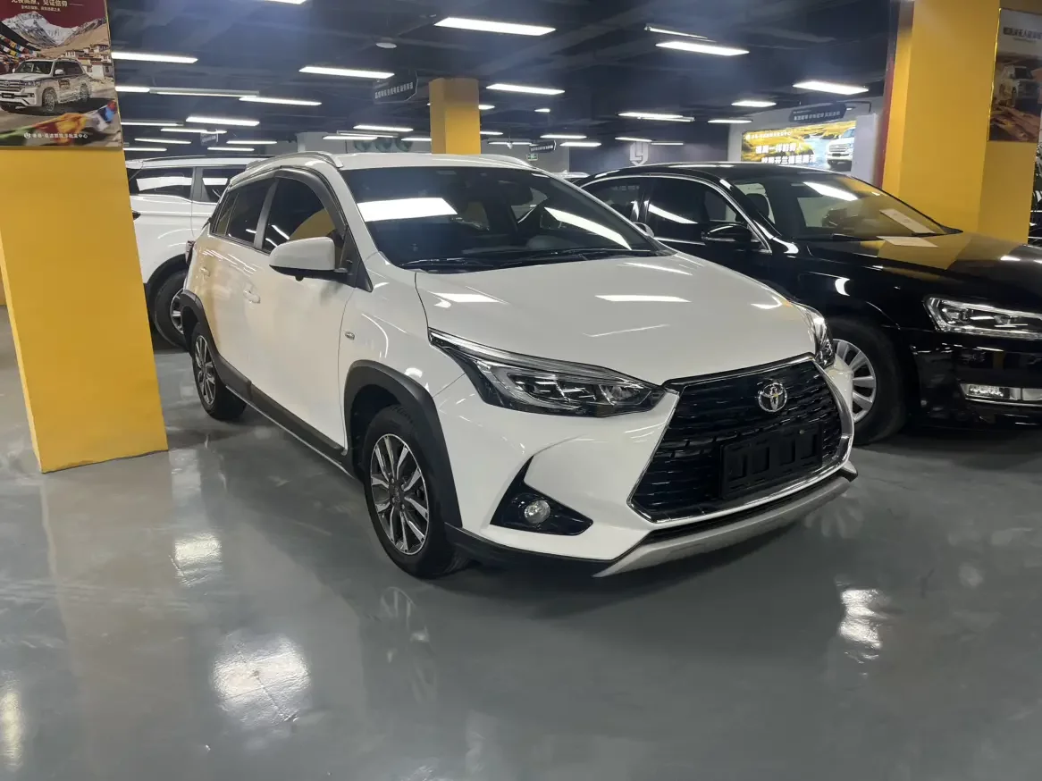 Toyota Yaris L