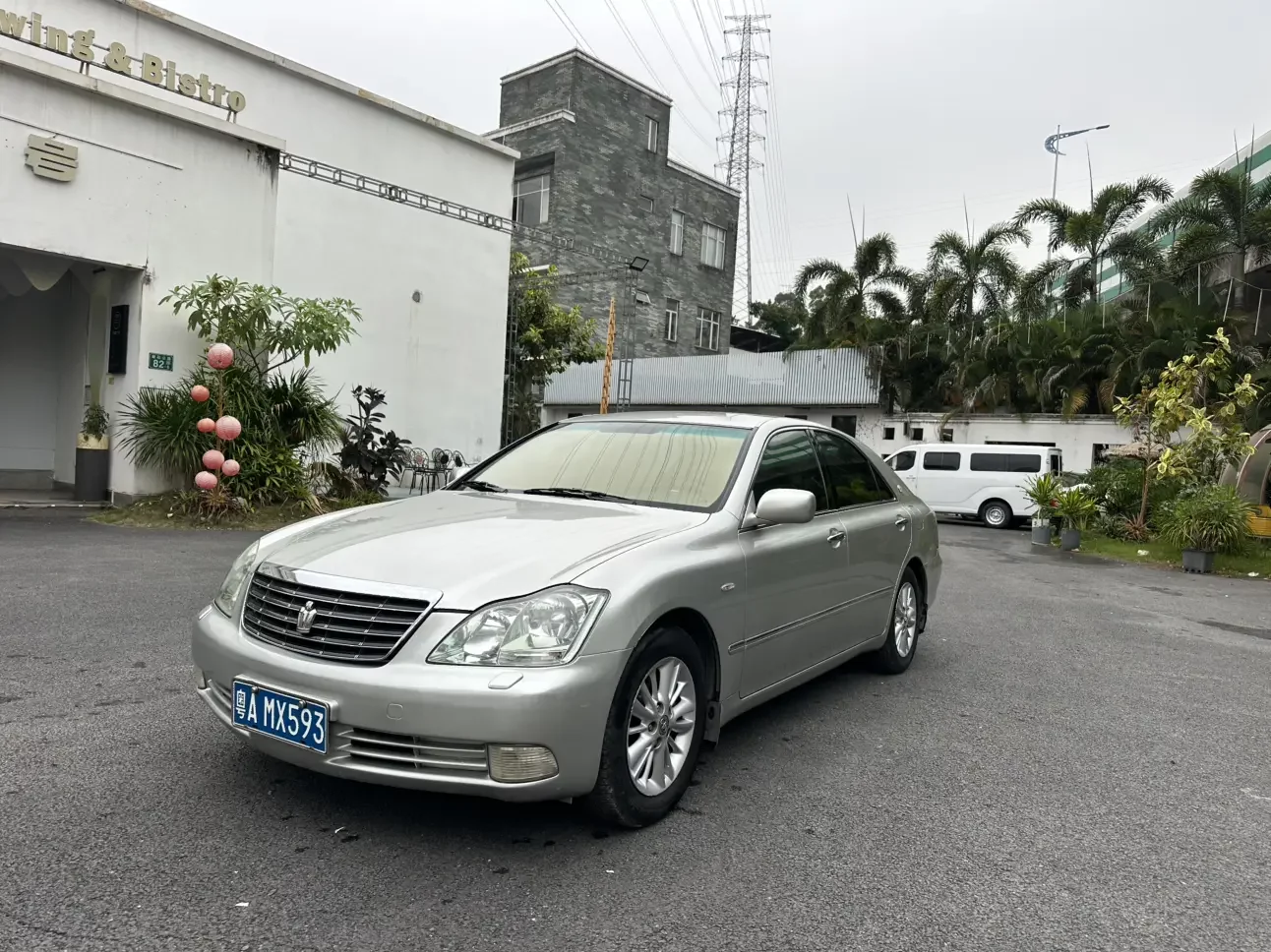Toyota crown