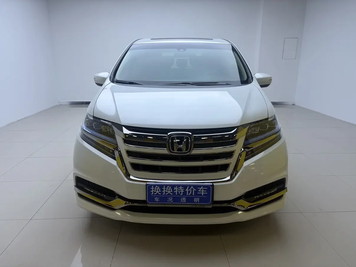Honda Elysion (Alison)  из Китая