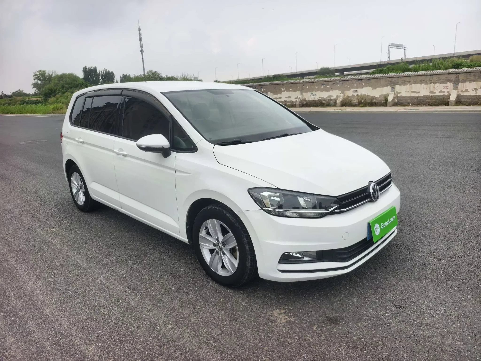 Volkswagen Touran L