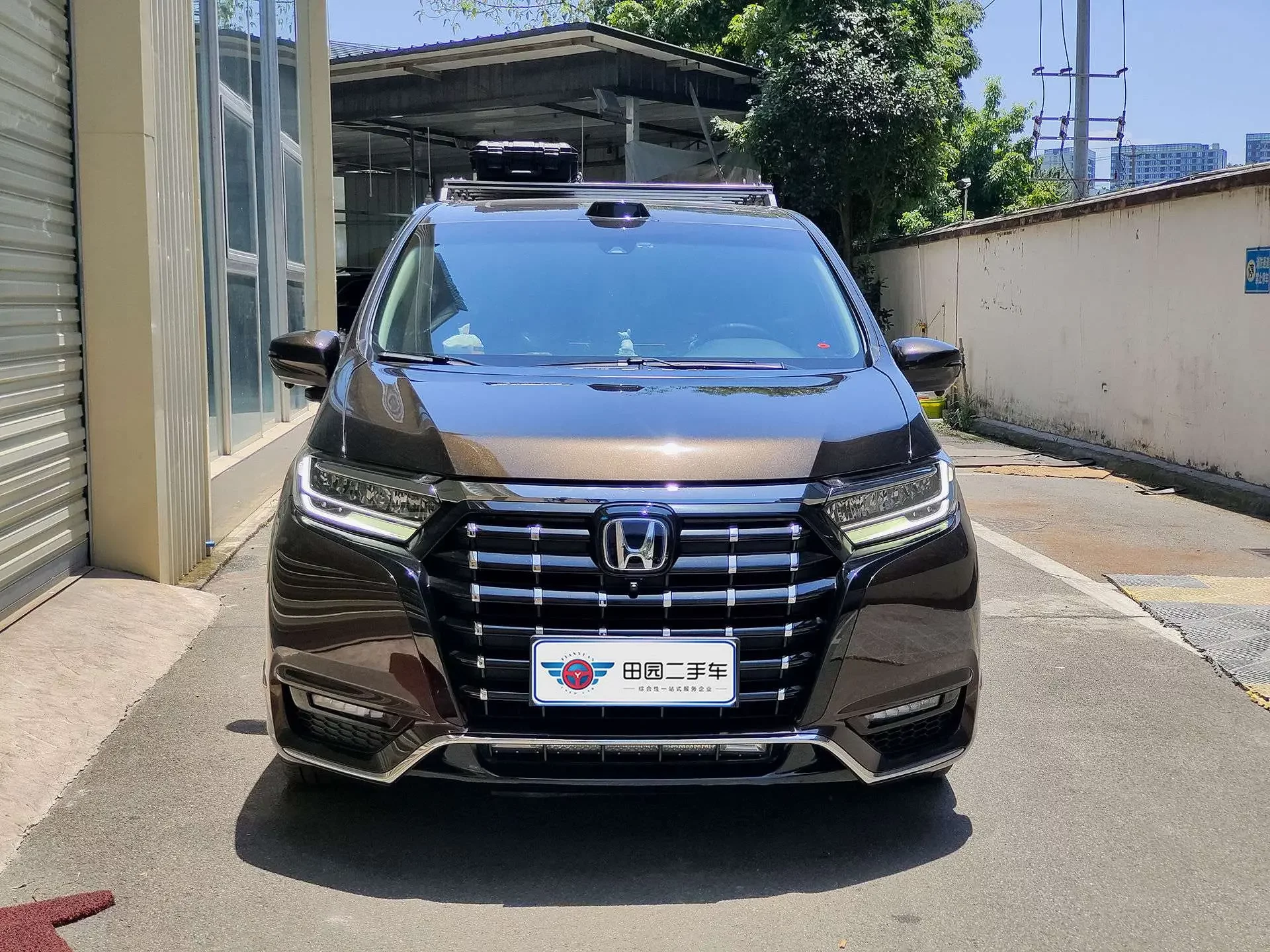 Honda Elysion (Alison)  из Китая