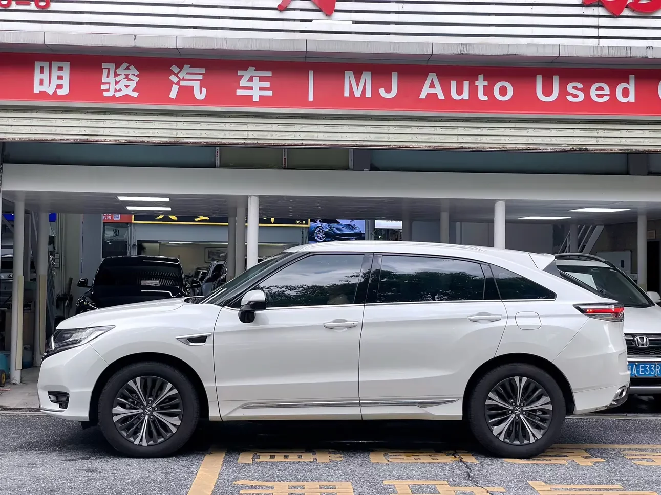 Honda UR-V